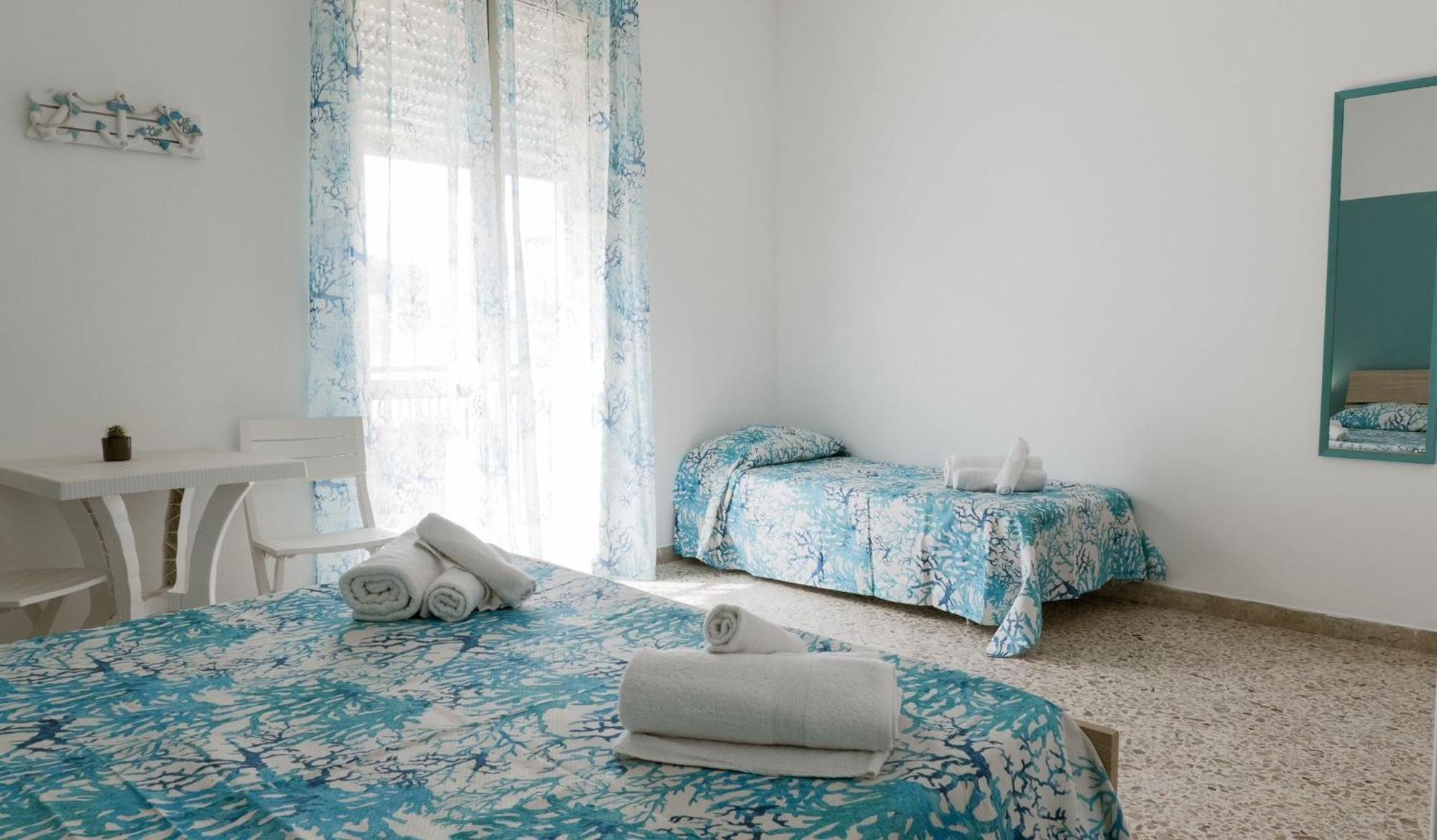 Umari Rooms Castellammare del Golfo Bagian luar foto